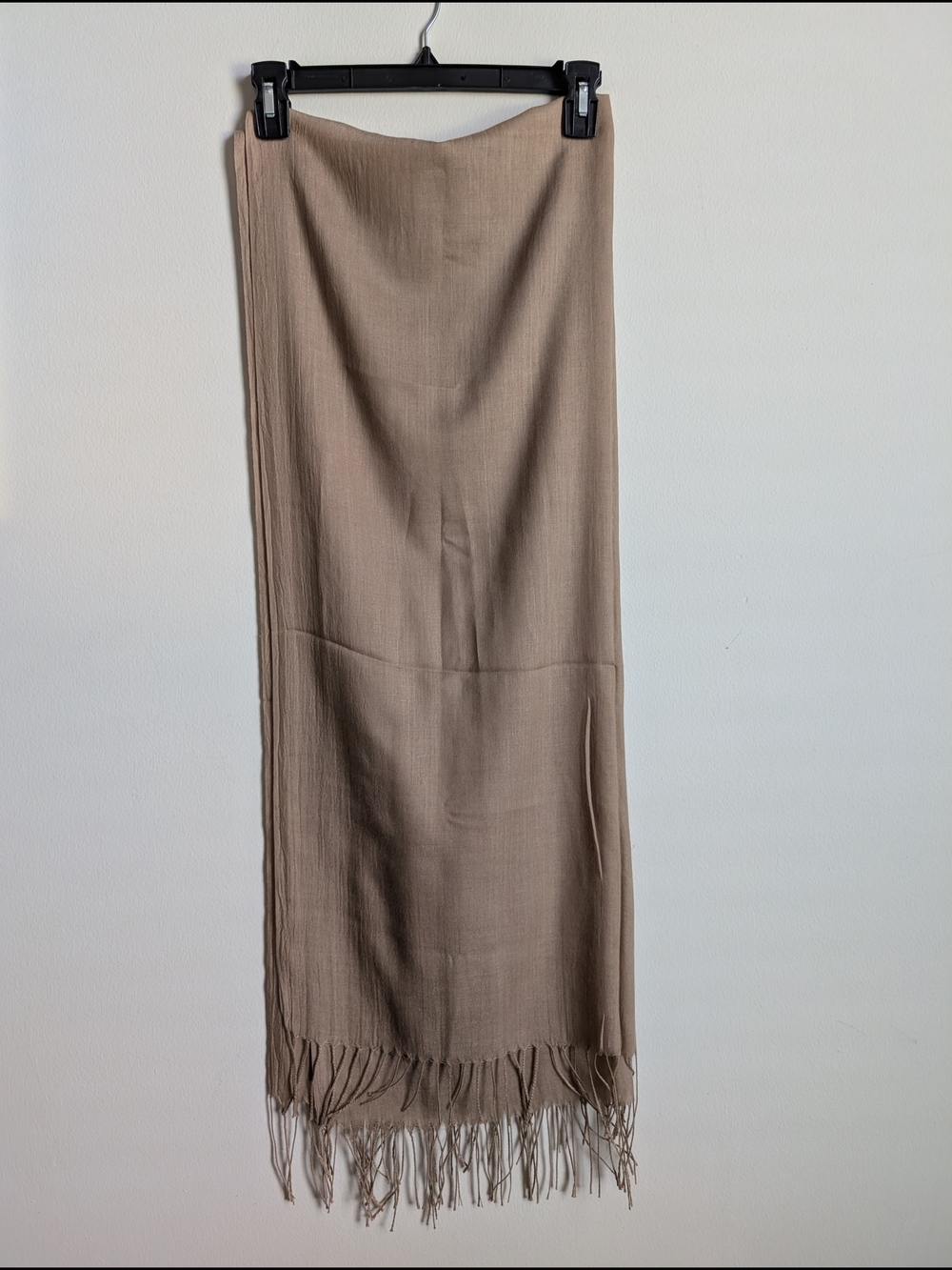 100% cashmere 28"X70" Beige/Tan Fringe Lightweight Summer All Season Wrap/ Scarf
